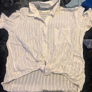 Button up cropped shirt size-L